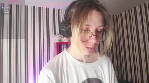 Hannaolotl online show from January 5, 2025, 8:54 am