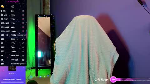 Snapshot of _helencarter chatting on February 3, 2026, 8:47 pm Helen Carter 3 Next stream 2330 MSC online show from February 3, 2026, 8:47 pm