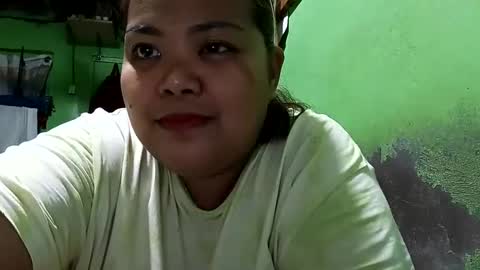 _hershey003 online show from September 12, 2025, 4:07 pm