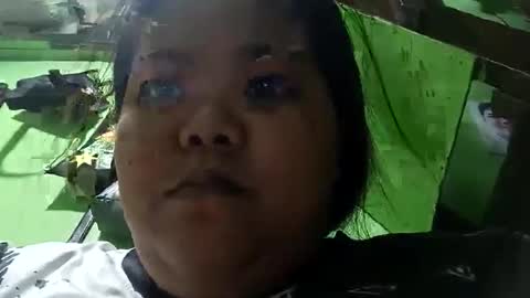 _hershey003 online show from April 8, 2026, 9:53 am