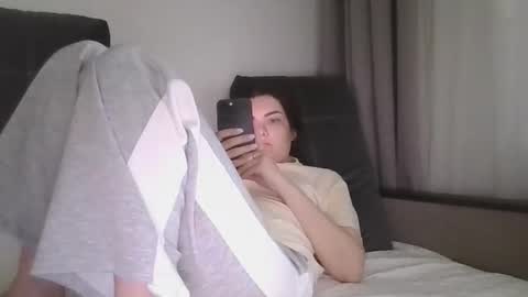 Criss4u online show from March 16, 2026, 5:44 am