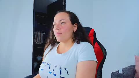 Honey online show from October 10, 2025, 4:17 pm