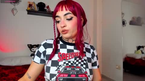 Snapshot of _hotpink chatting on December 5, 2024, 8:11 pm Jenn online show from December 5, 2024, 8:11 pm