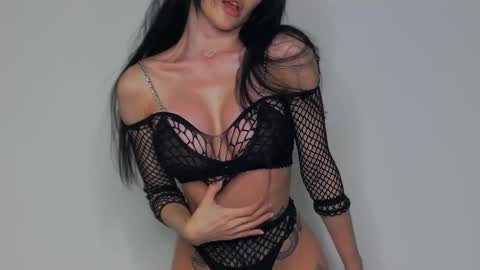 Snapshot of _iammary chatting on December 21, 2024, 4:46 pm Mary online show from December 21, 2024, 4:46 pm