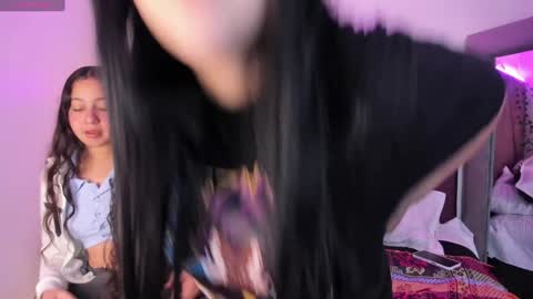 Isa online show from January 3, 2025, 1:36 pm