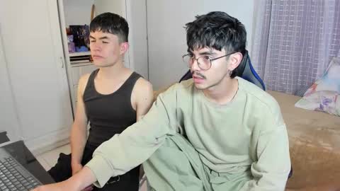 Snapshot of _jamesboy chatting on September 29, 2025, 11:20 pm James online show from September 29, 2025, 11:20 pm