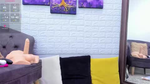    online show from October 21, 2025, 7:36 pm