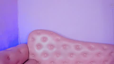 _julisweet_ online show from November 13, 2025, 12:15 pm