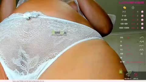 _justcallme_ online show from June 5, 2026, 8:36 pm
