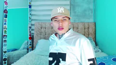 mod online show from November 25, 2025, 5:07 am