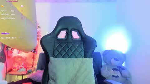 Snapshot of _kairy_ chatting on December 16, 2025, 2:16 am _kairy_ online show from December 16, 2025, 2:16 am