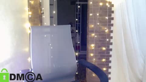  karolina online show from September 14, 2025, 4:50 pm