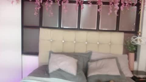 kathy online show from December 1, 2025, 2:00 pm