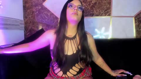 _katty_grey_ online show from June 4, 2026, 8:59 pm