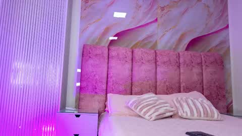 Kendall online show from February 10, 2026, 11:58 am