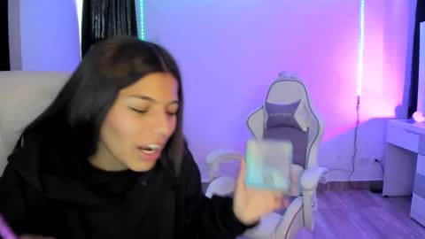 Snapshot of _khloe_sweet chatting on December 2, 2024, 9:39 pm khloe sweet online show from December 2, 2024, 9:39 pm