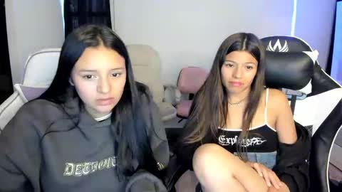 Snapshot of _khloe_sweet chatting on March 1, 2025, 10:42 pm khloe sweet online show from March 1, 2025, 10:42 pm