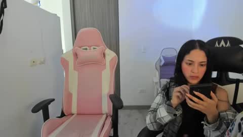 Snapshot of _khloe_sweet chatting on October 30, 2025, 1:23 pm khloe sweet online show from October 30, 2025, 1:23 pm