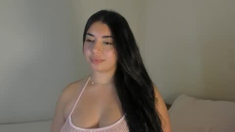 _kimtorres_ online show from March 1, 2026, 7:38 pm