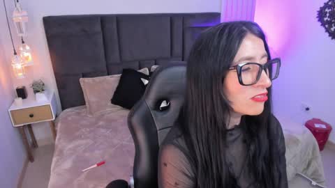 Kiraaaa 0 online show from April 12, 2026, 5:40 pm