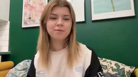 Molly   Emily online show from March 29, 2026, 10:54 pm