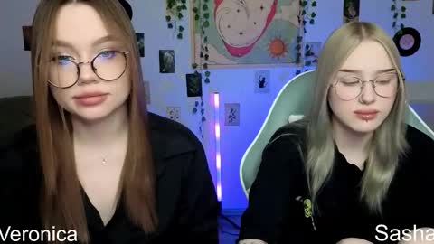 _kitekat_ online show from January 16, 2026, 6:01 pm