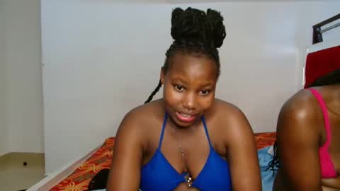 Snapshot of _kitty_catt chatting on October 9, 2025, 5:05 am Kitty online show from October 9, 2025, 5:05 am