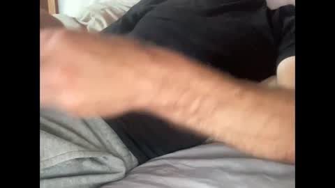 Kiwi online show from April 8, 2026, 5:18 am