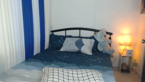 Snapshot of _kyliebrown_ chatting on February 7, 2025, 10:29 am Kylie online show from February 7, 2025, 10:29 am