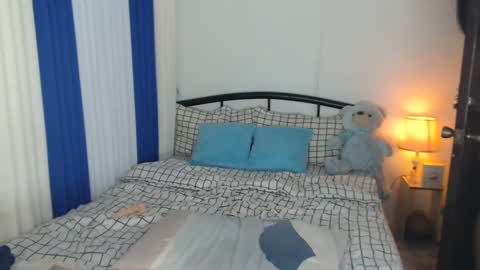 Snapshot of _kyliebrown_ chatting on February 15, 2025, 2:33 pm Kylie online show from February 15, 2025, 2:33 pm