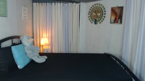 Snapshot of _kyliebrown_ chatting on March 8, 2025, 8:00 am Kylie online show from March 8, 2025, 8:00 am