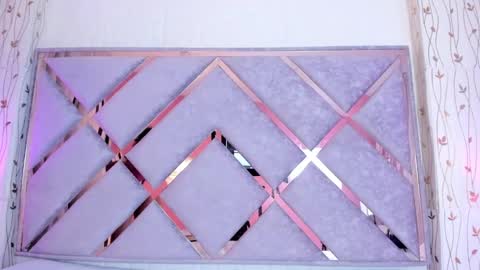 Lanna  online show from February 10, 2025, 9:47 am