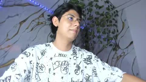 _latinsexy online show from June 6, 2026, 5:39 pm