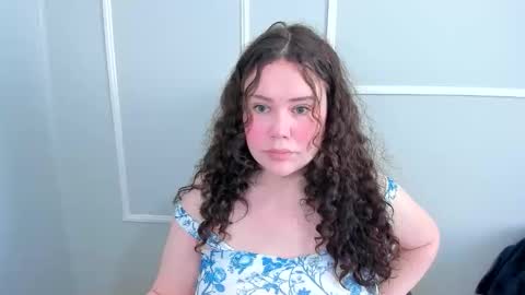 Snapshot of _leana_oo chatting on June 1, 2026, 3:03 pm leana online show from June 1, 2026, 3:03 pm