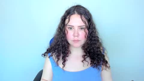 Snapshot of _leana_oo chatting on June 3, 2026, 5:07 pm leana online show from June 3, 2026, 5:07 pm