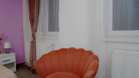 Lena Paul online show from February 26, 2025, 4:14 am