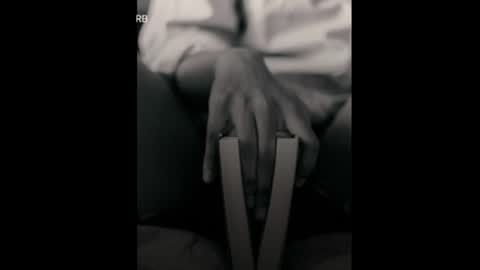 Lia Stone online show from April 15, 2026, 8:20 pm