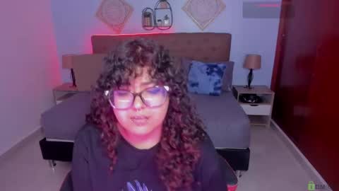 Snapshot of _lilly_miller chatting on November 9, 2025, 5:33 pm Liily online show from November 9, 2025, 5:33 pm