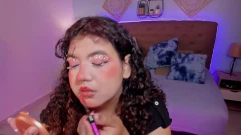 Snapshot of _lilly_miller chatting on November 20, 2025, 7:13 pm Liily online show from November 20, 2025, 7:13 pm