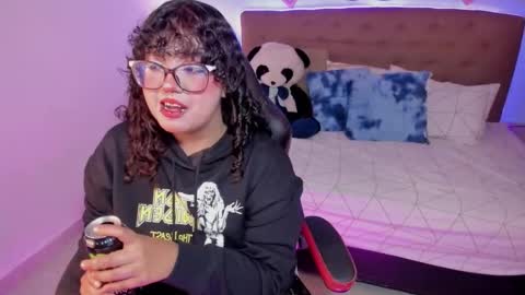 Snapshot of _lilly_miller chatting on November 26, 2025, 6:53 pm Liily online show from November 26, 2025, 6:53 pm