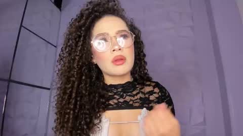 Snapshot of _littlelia chatting on February 4, 2026, 2:12 pm Anna online show from February 4, 2026, 2:12 pm