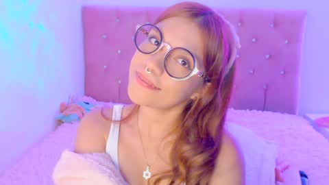 Snapshot of _lloou_ chatting on January 8, 2025, 3:40 am Sofia 3 online show from January 8, 2025, 3:40 am