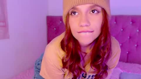 Snapshot of _lloou_ chatting on February 17, 2025, 11:42 pm Sofia 3 online show from February 17, 2025, 11:42 pm