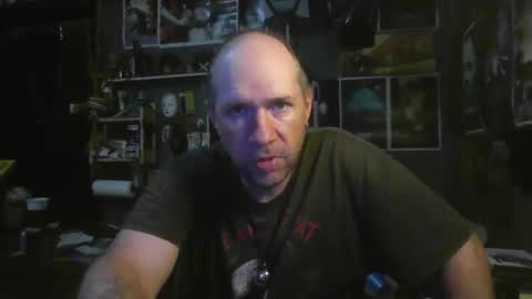 That guy online show from November 14, 2025, 6:06 pm