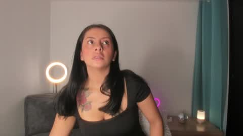   online show from April 12, 2026, 3:28 pm