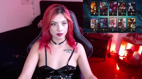 Queen.  Help me reach 100 thumbs up  online show from January 17, 2025, 9:50 pm