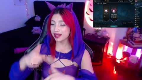 Queen.  Help me reach 100 thumbs up  online show from February 5, 2025, 9:29 pm