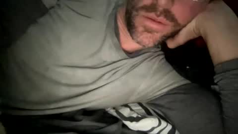 _lululeo_ online show from February 1, 2025, 5:05 pm