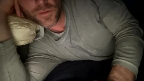 _lululeo_ online show from February 19, 2025, 1:29 am