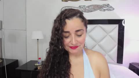 Snapshot of _luna__sweet_ chatting on February 12, 2025, 4:12 am luna sweet online show from February 12, 2025, 4:12 am